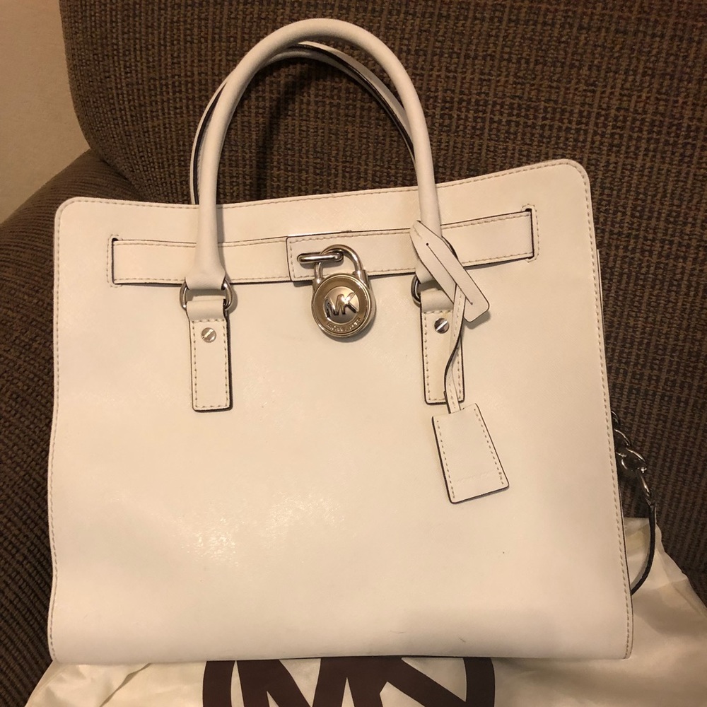 Excellent Cond white Michael Kors Hamilton Bag
